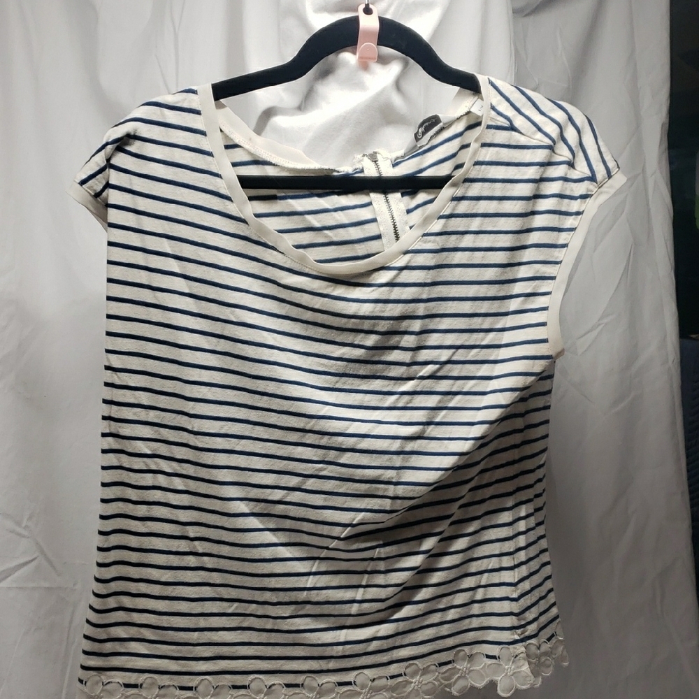Reitmans Asymmetrical Black and White T-Shirt
